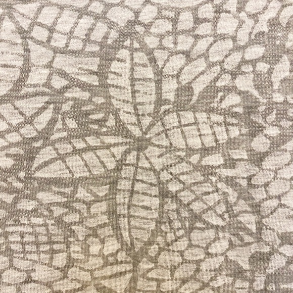 Nevada Grey Etched Floral Tall Tee Shirt Top M 8 - Picture 8 of 8